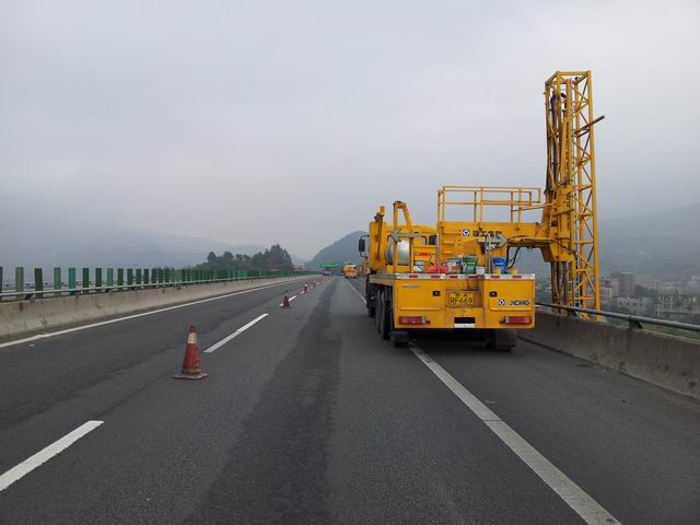 福泉高速公路尤樹(shù)特大橋